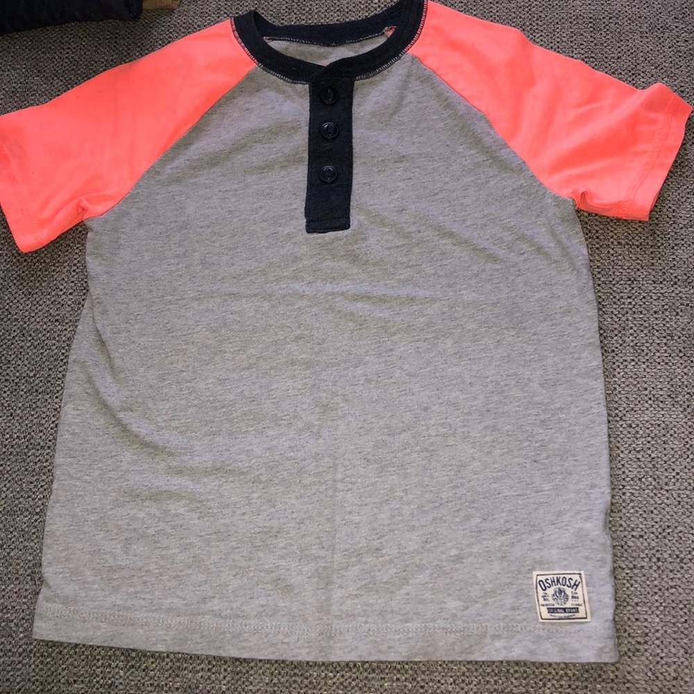 ๐Boyโs size 5-6 bundle๐ 4 shorts3 shirts - Picture 3 of 5